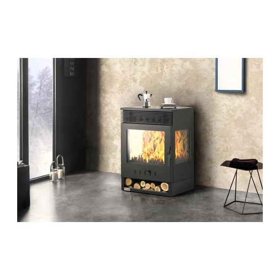 Șemineu de marca TKS-12 cu 3 geamuri de sticlă și ventilator de răcire cu aer
