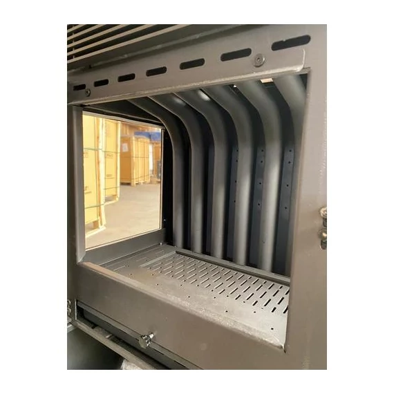 Șemineu de marca TKS-12 cu 3 geamuri de sticlă și ventilator de răcire cu aer