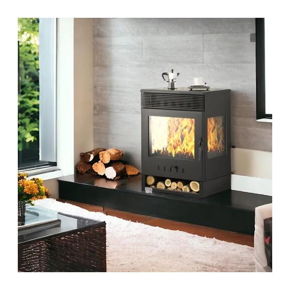 Șemineu de marca TKS-12 cu 3 geamuri de sticlă și ventilator de răcire cu aer