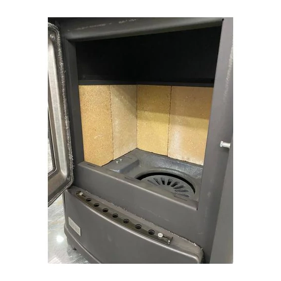 Șemineu cu marca TS-16 cu cuptor
